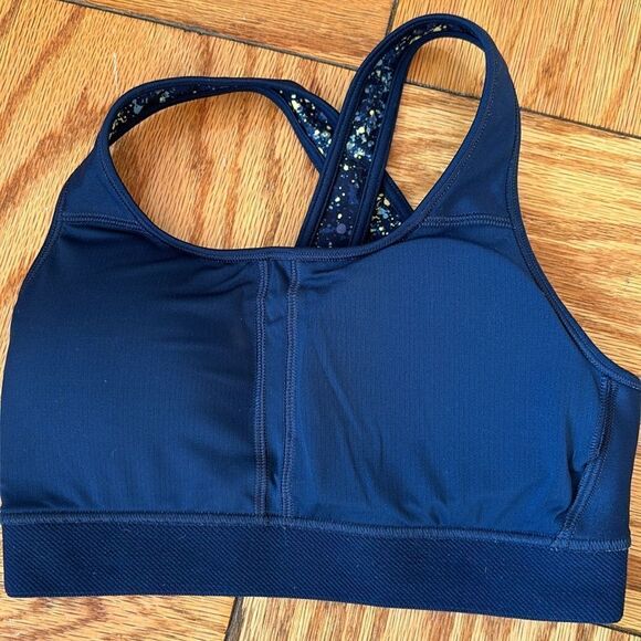 Under Armour Compression Bra Size Small - Picture 4 of 6